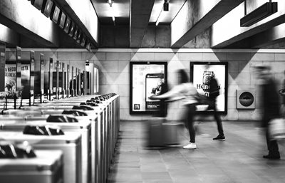 V soulském metru už se cestující obejdou bez karty – stačí aplikace v mobilu 
