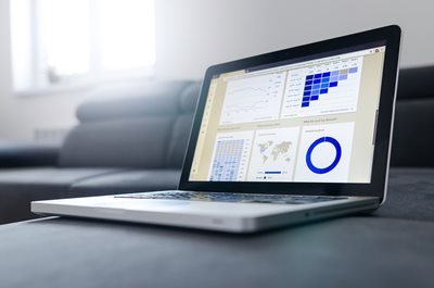 KAPESNÍ KNIHA STATISTIK 2022: DOPRAVA V EU V ČÍSLECH