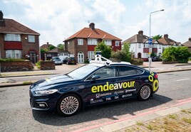 Projekt Endeavour končí jízdami cestujících v autech bez řidiče