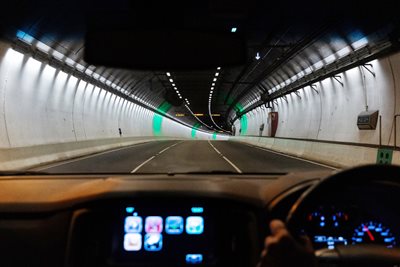 Transurban osvětluje tunel, aby řidičům pomohl zrychlit jízdu